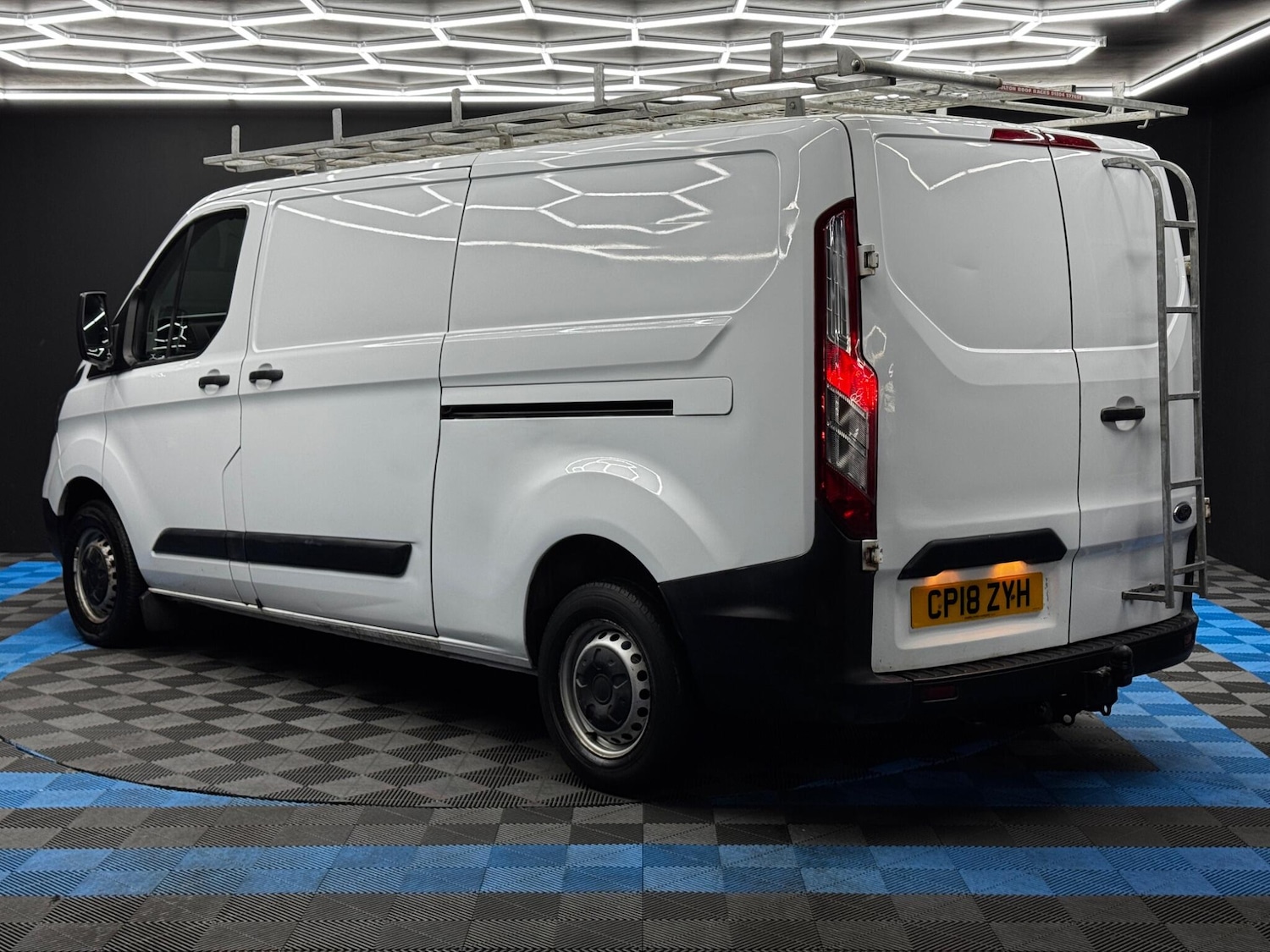 Used Ford Transit Custom 2018 for sale - 76936615: Photo 7