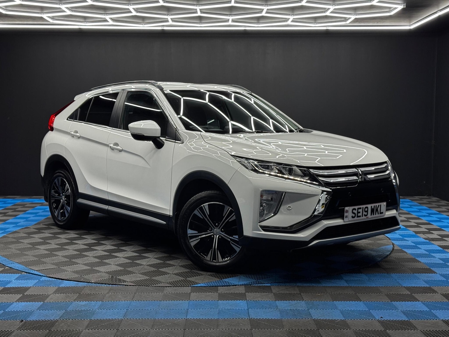 Used Mitsubishi Eclipse Cross 2019 for sale - 76849732: Photo 1