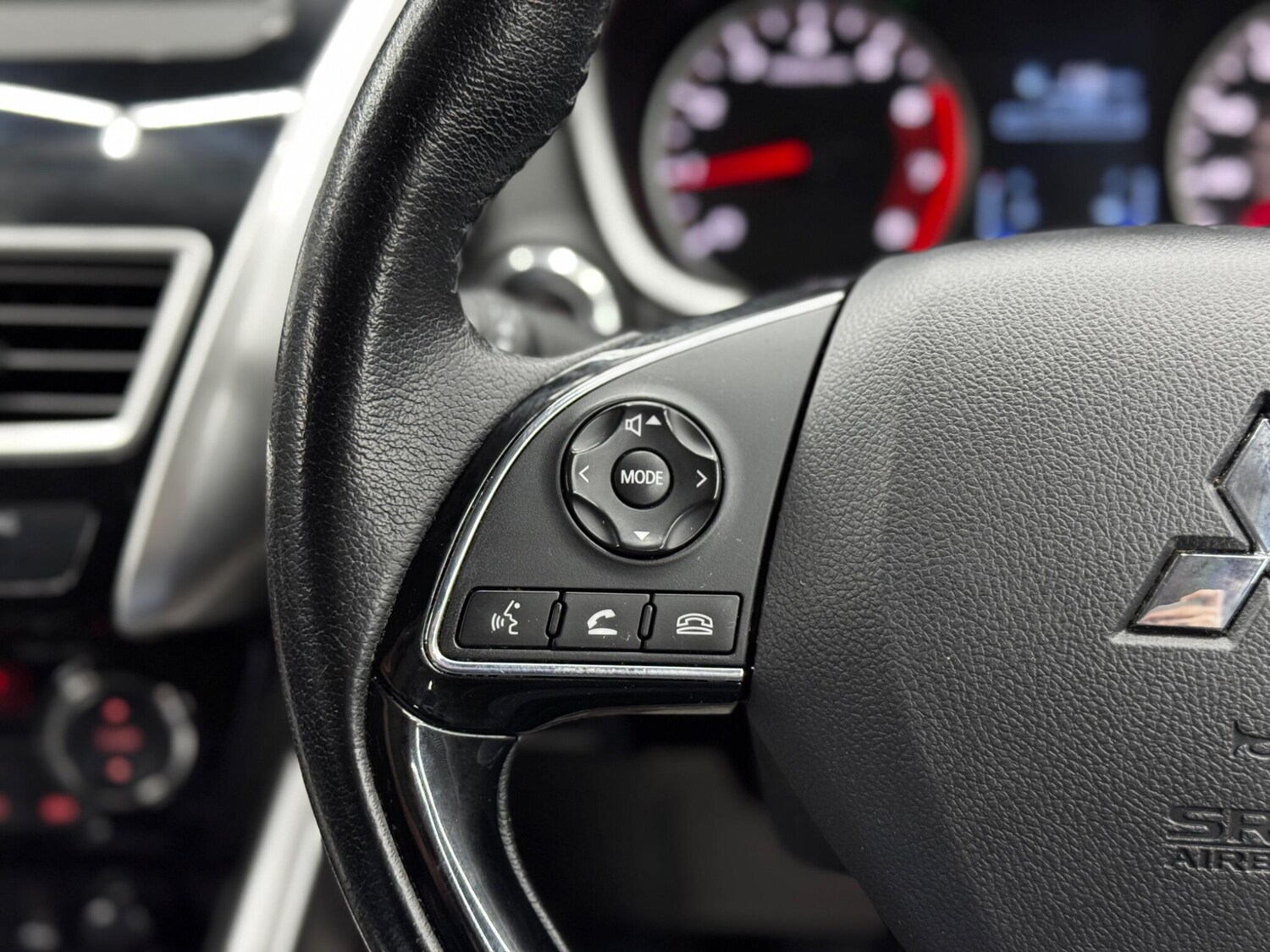 Used Mitsubishi Eclipse Cross 2019 for sale - 76849732: Photo 19