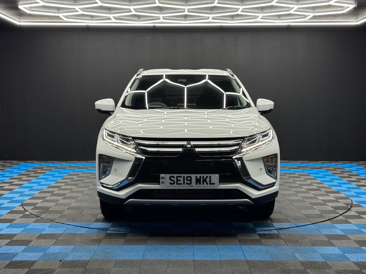 Used Mitsubishi Eclipse Cross 2019 for sale - 76849732: Photo 2