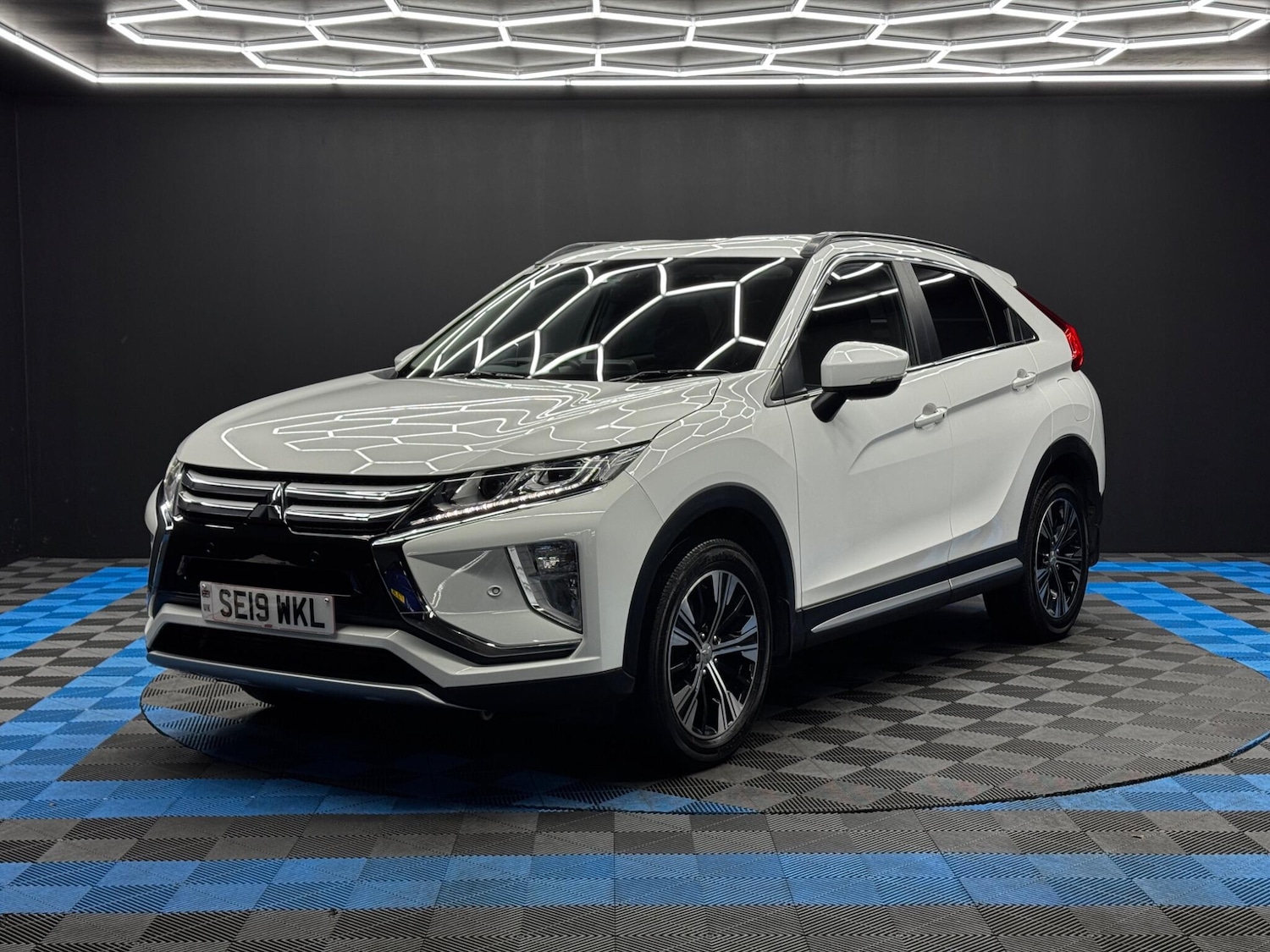 Used Mitsubishi Eclipse Cross 2019 for sale - 76849732: Photo 3