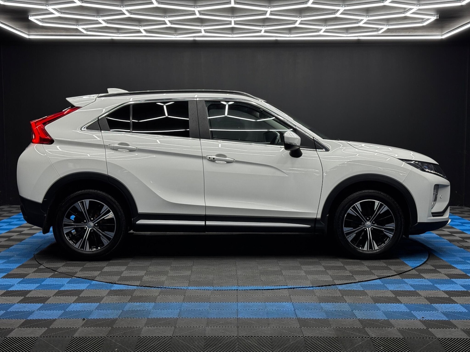 Used Mitsubishi Eclipse Cross 2019 for sale - 76849732: Photo 4