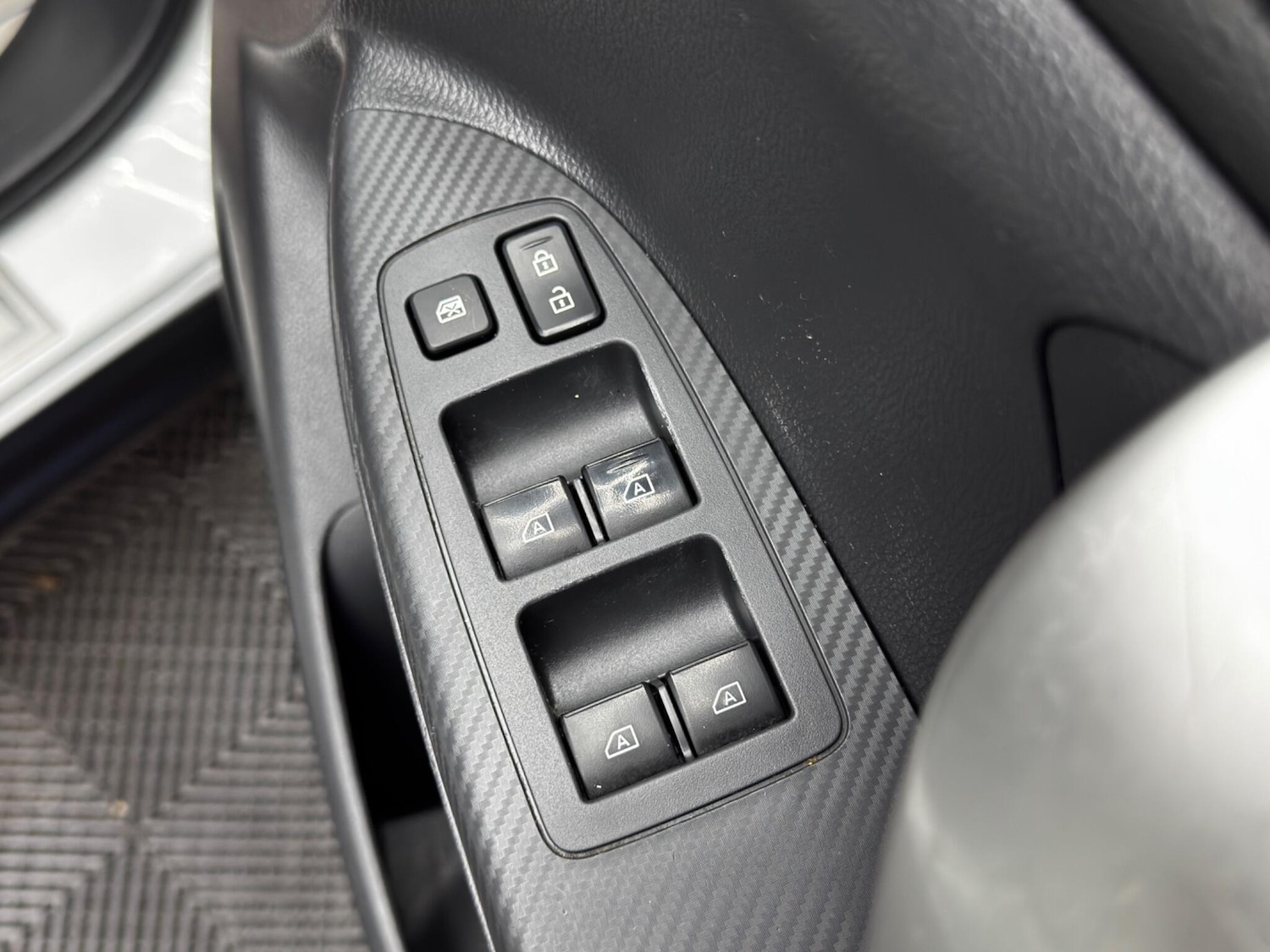 Used Mitsubishi Eclipse Cross 2019 for sale - 76849732: Photo 44