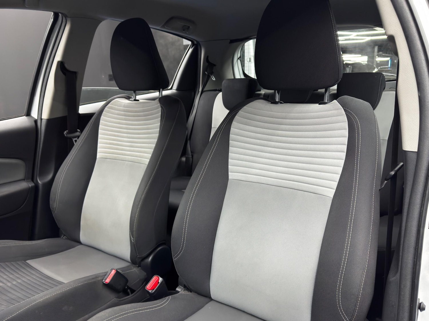 Used Toyota Yaris 2020 for sale - 77156169: Photo 13