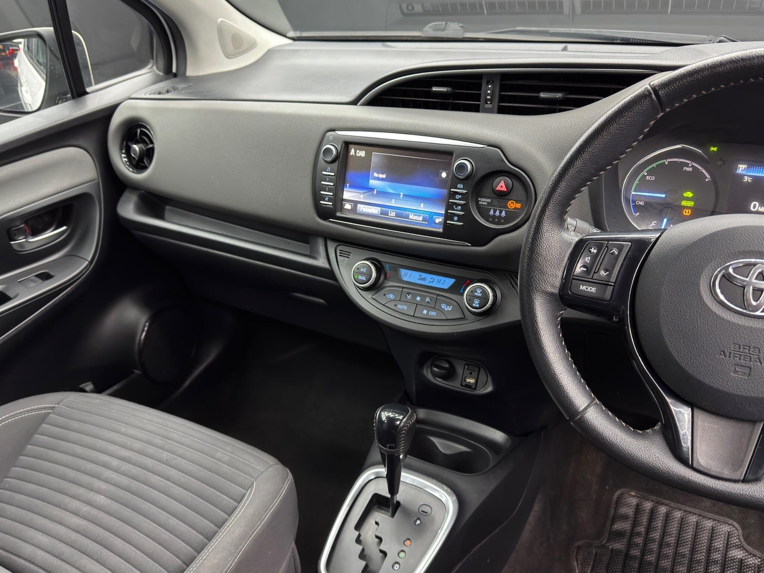 Used Toyota Yaris 2020 for sale - 77156169: Photo 23