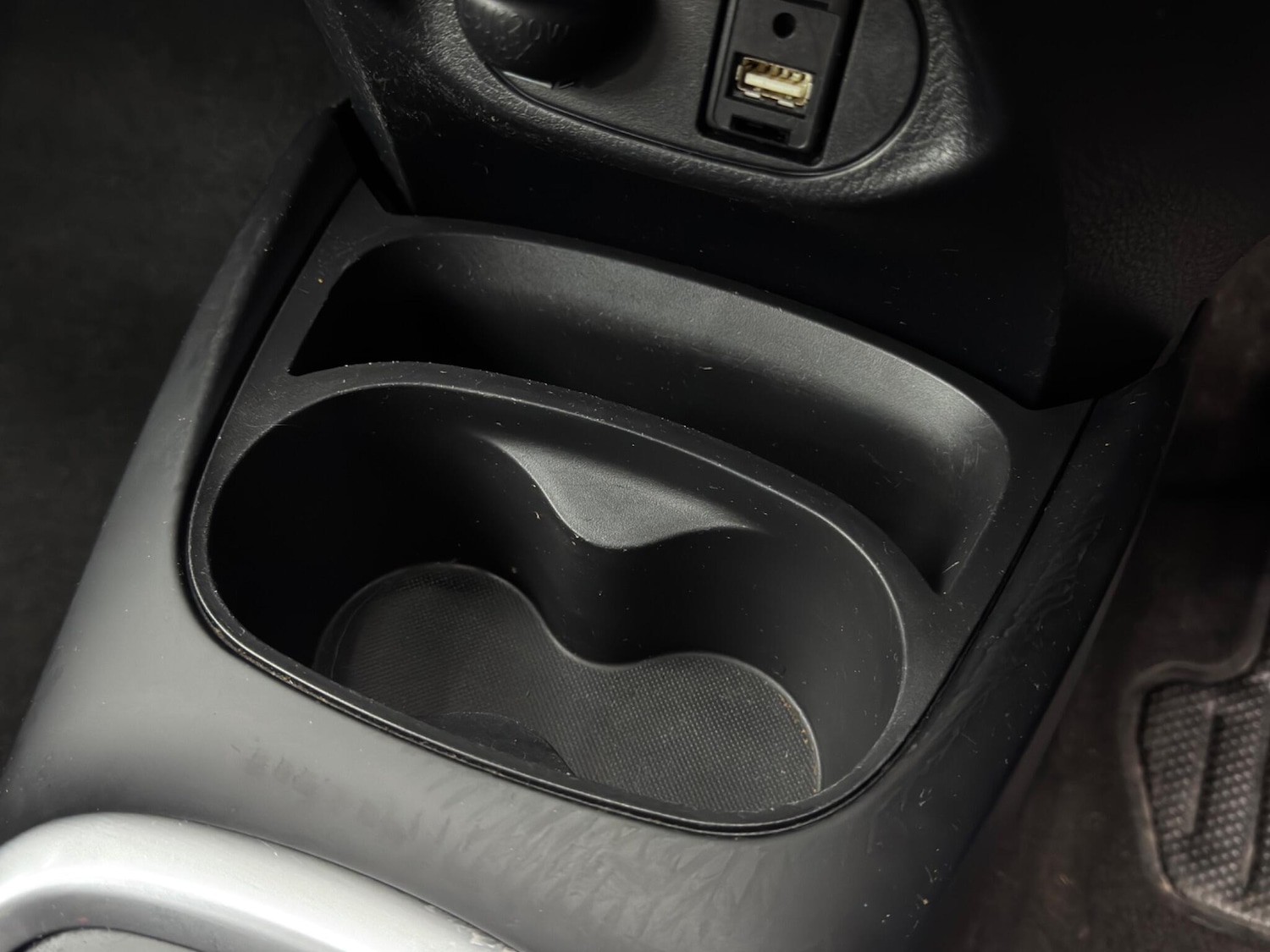 Used Toyota Yaris 2020 for sale - 77156169: Photo 24