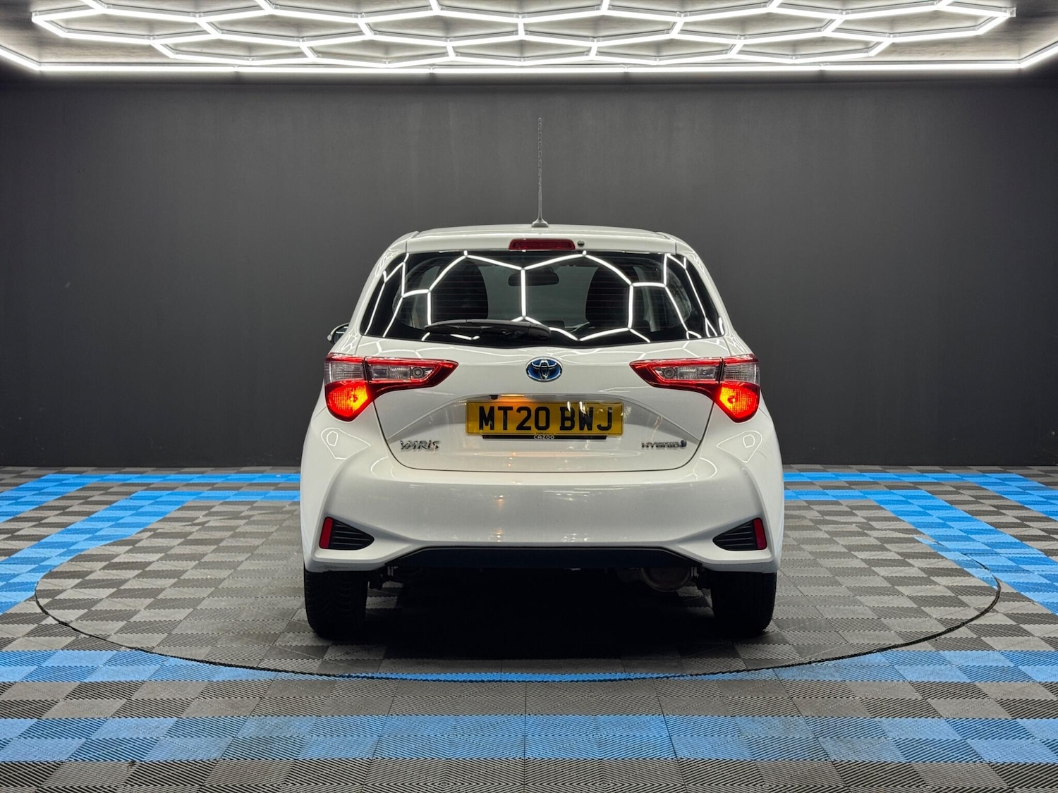 Used Toyota Yaris 2020 for sale - 77156169: Photo 6