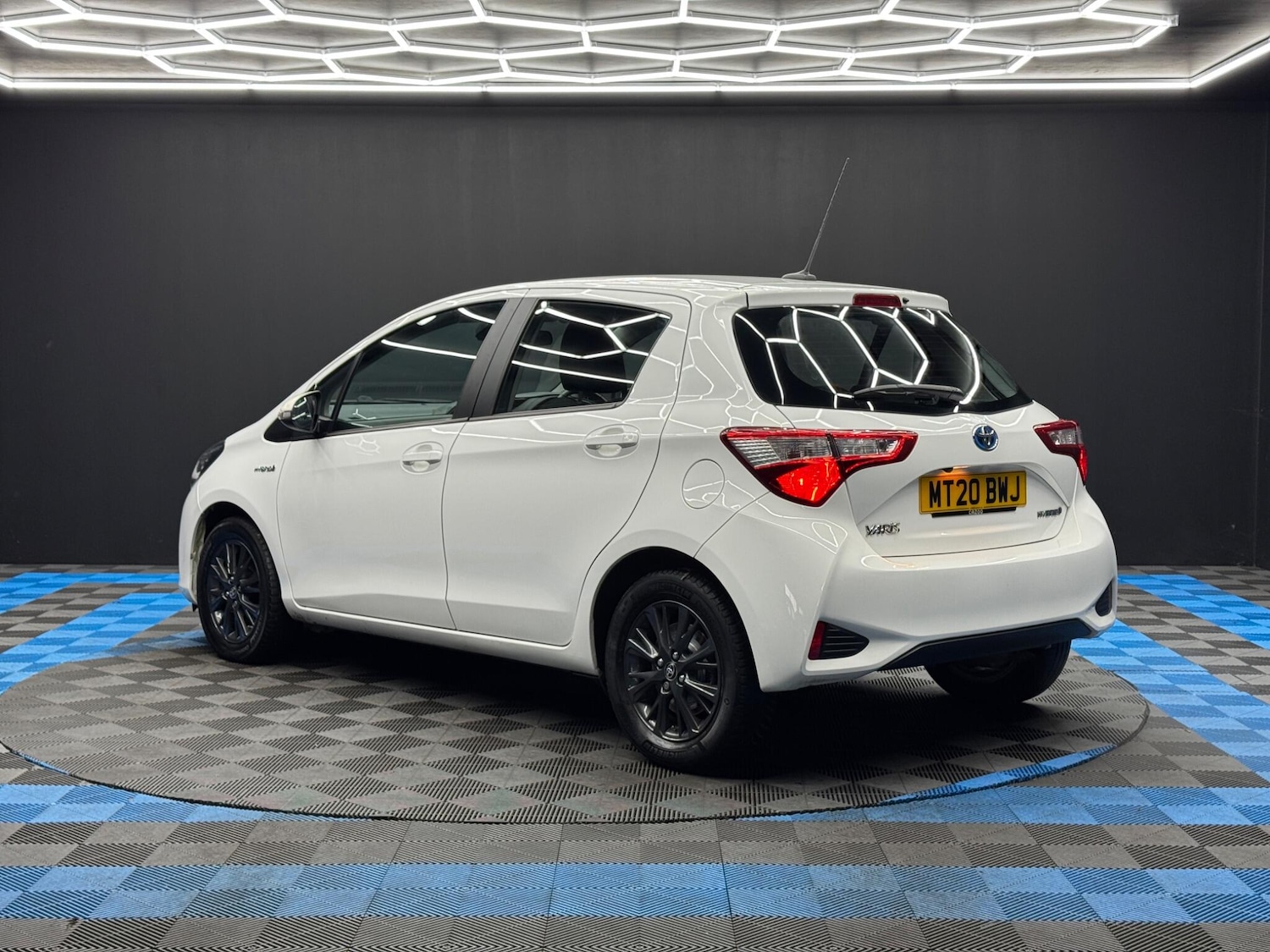 Used Toyota Yaris 2020 for sale - 77156169: Photo 7