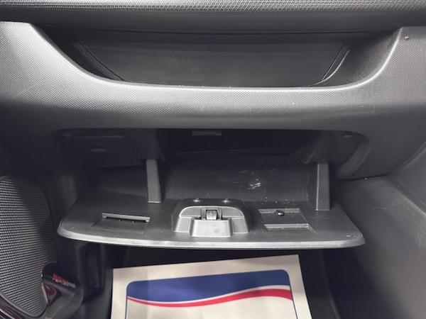 Used Renault Clio 2014 for sale - 76239210: Photo 33
