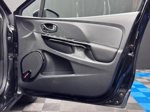 Used Renault Clio 2014 for sale - 76239210: Photo 35