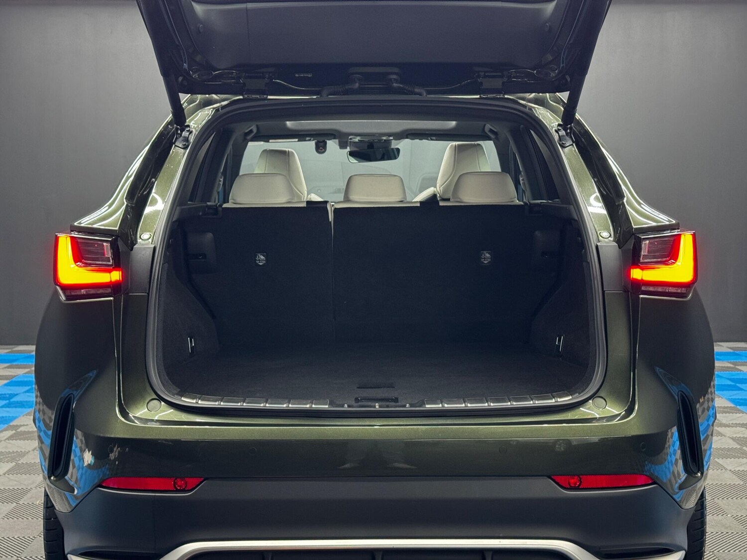 Used Lexus NX 2023 for sale - 78047357: Photo 41