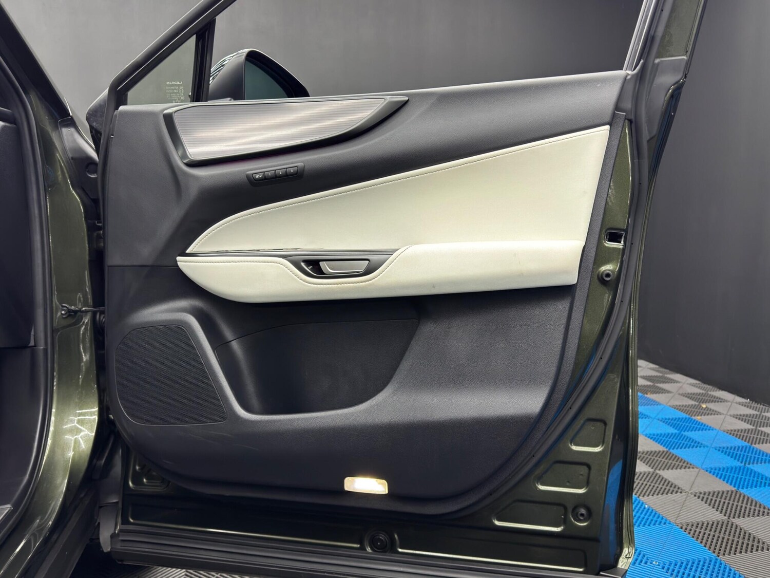 Used Lexus NX 2023 for sale - 78047357: Photo 43