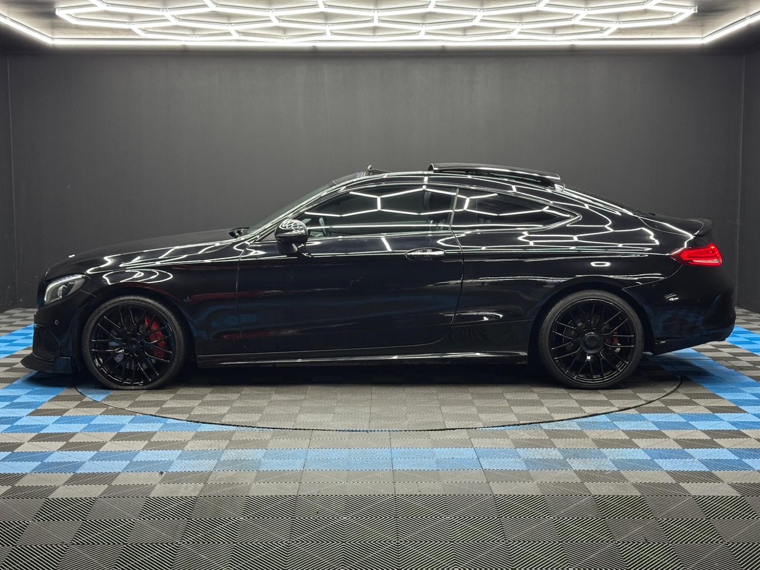 Used Mercedes-Benz C Class 2017 for sale - 77524818: Photo 8