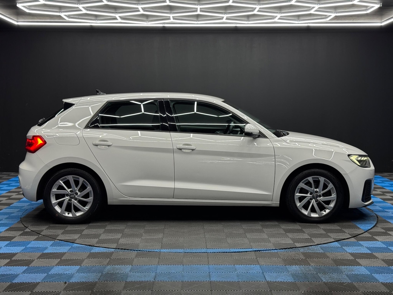 Used Audi A1 2019 for sale - 77612016: Photo 4