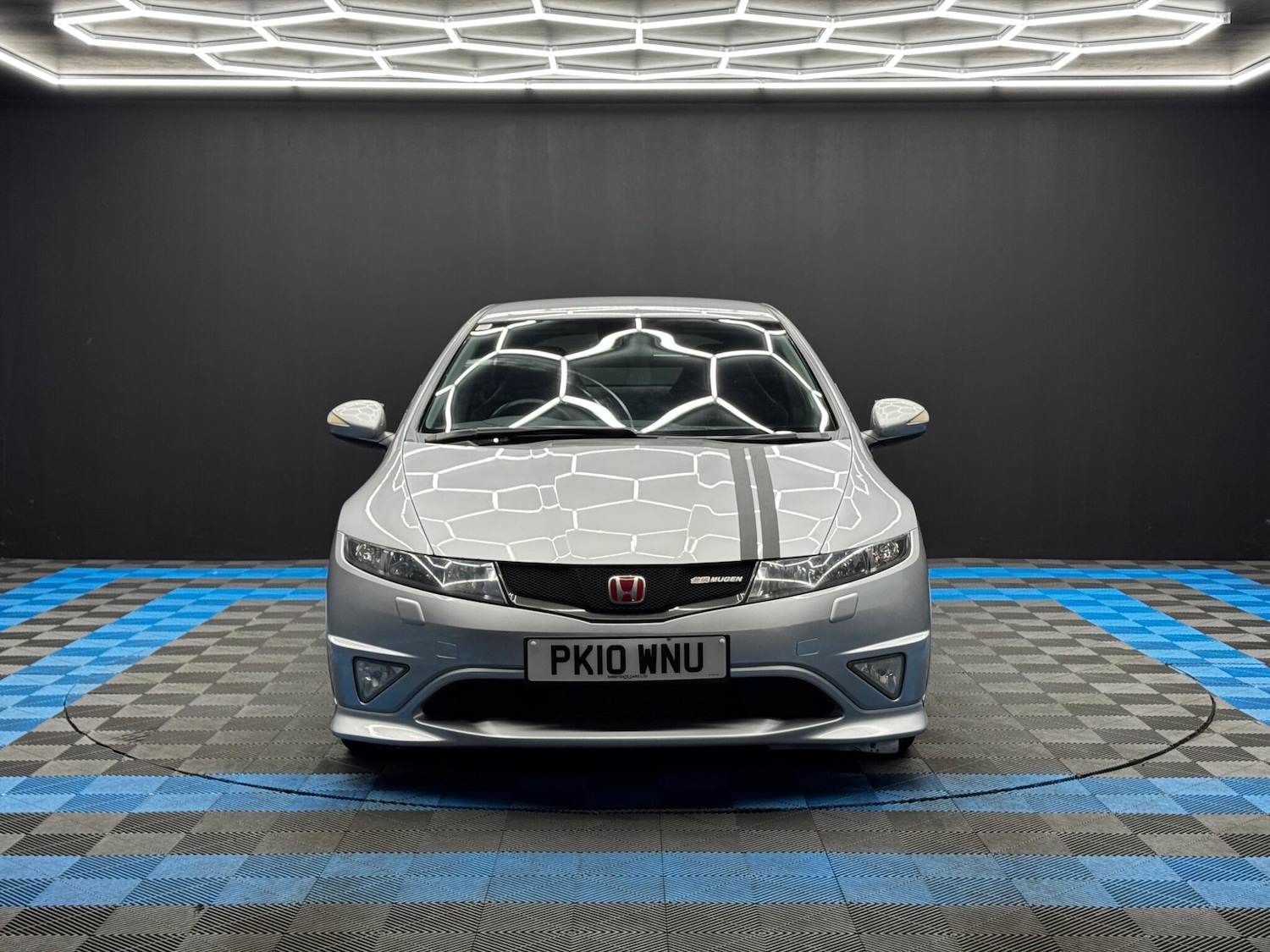 Used Honda Civic 2010 for sale - 76913932: Photo 2