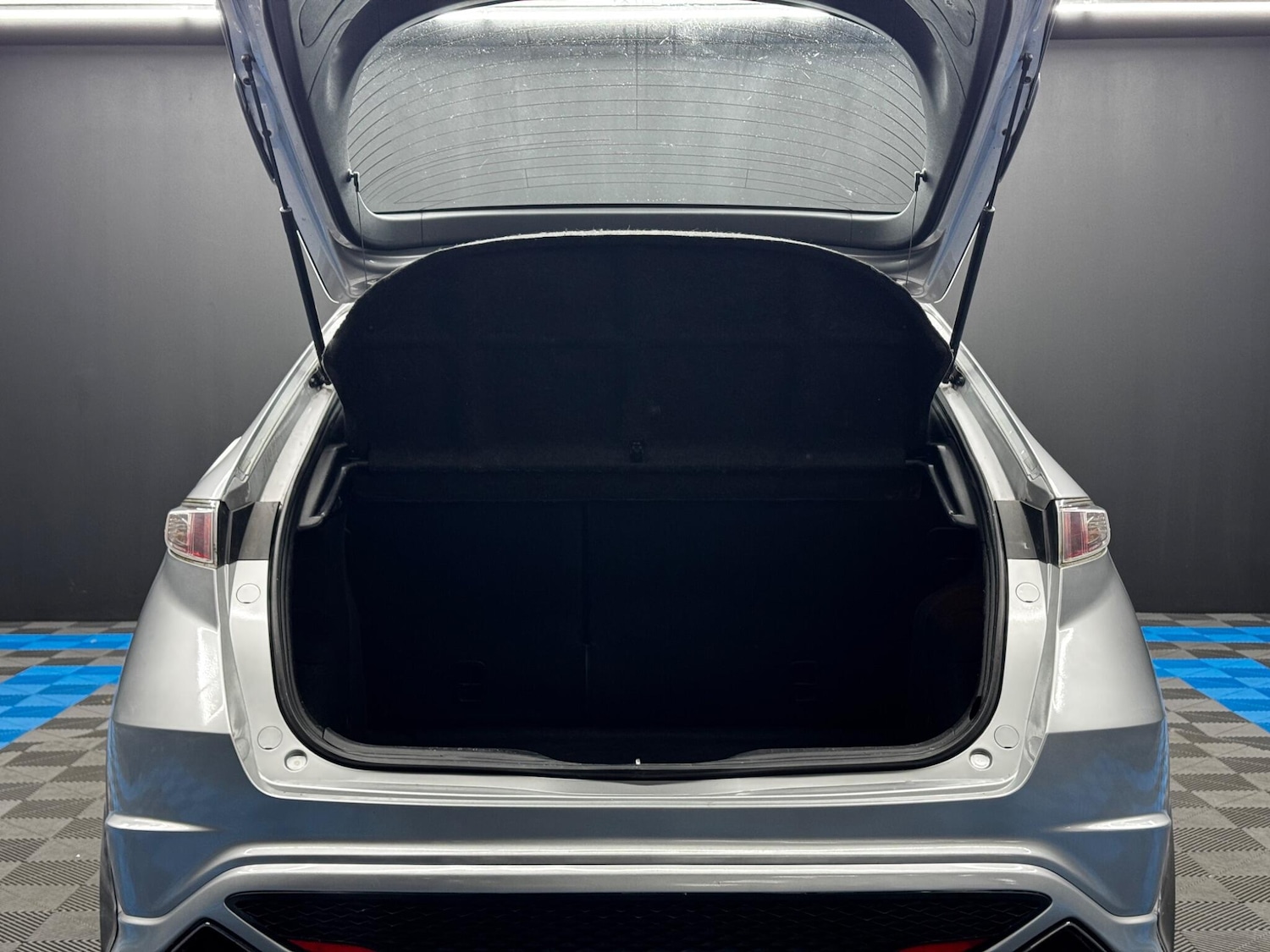 Used Honda Civic 2010 for sale - 76913932: Photo 34