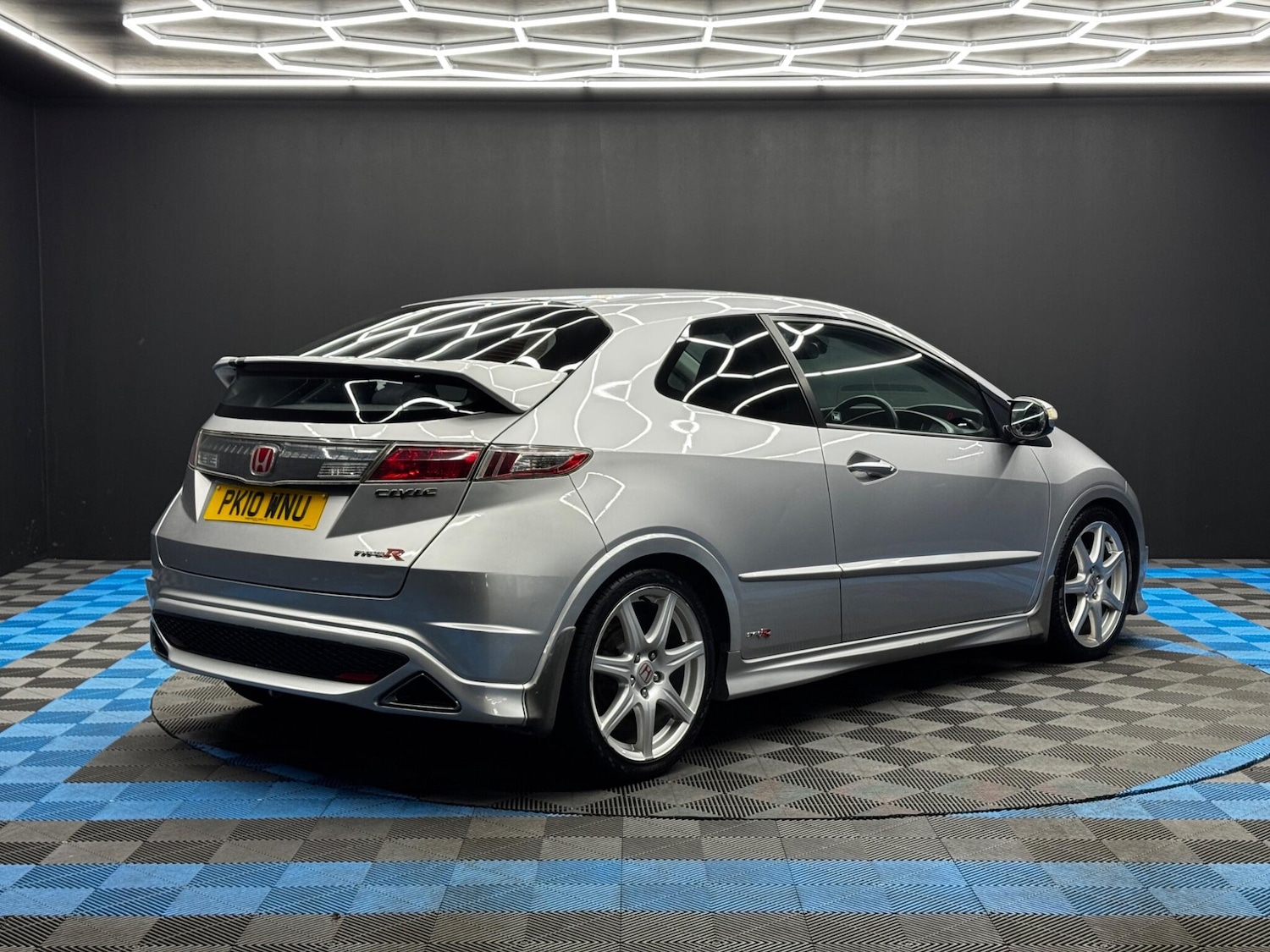 Used Honda Civic 2010 for sale - 76913932: Photo 5