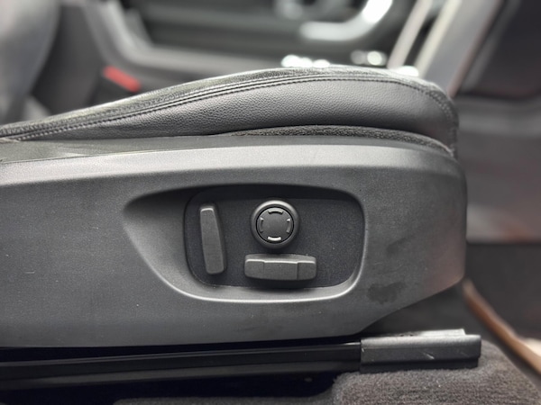 Used Land Rover Discovery Sport 2017 for sale - 76314277: Photo 46