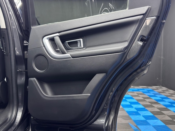 Used Land Rover Discovery Sport 2017 for sale - 76314277: Photo 47