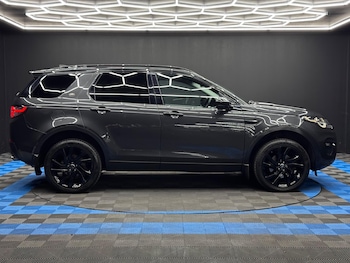 Used Land Rover Discovery Sport 2017 for sale - 76314277: Photo 4