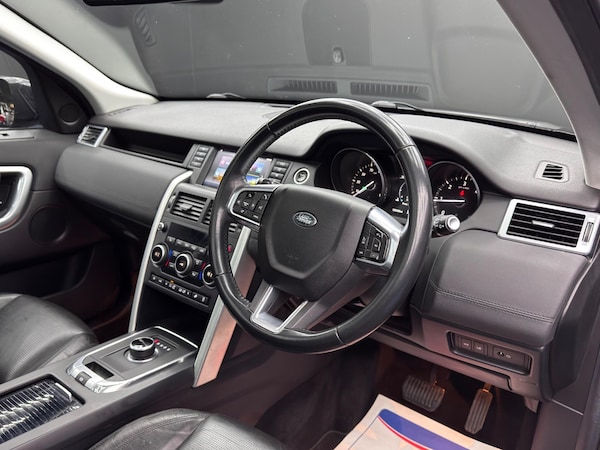 Used Land Rover Discovery Sport 2017 for sale - 76314277: Photo 9