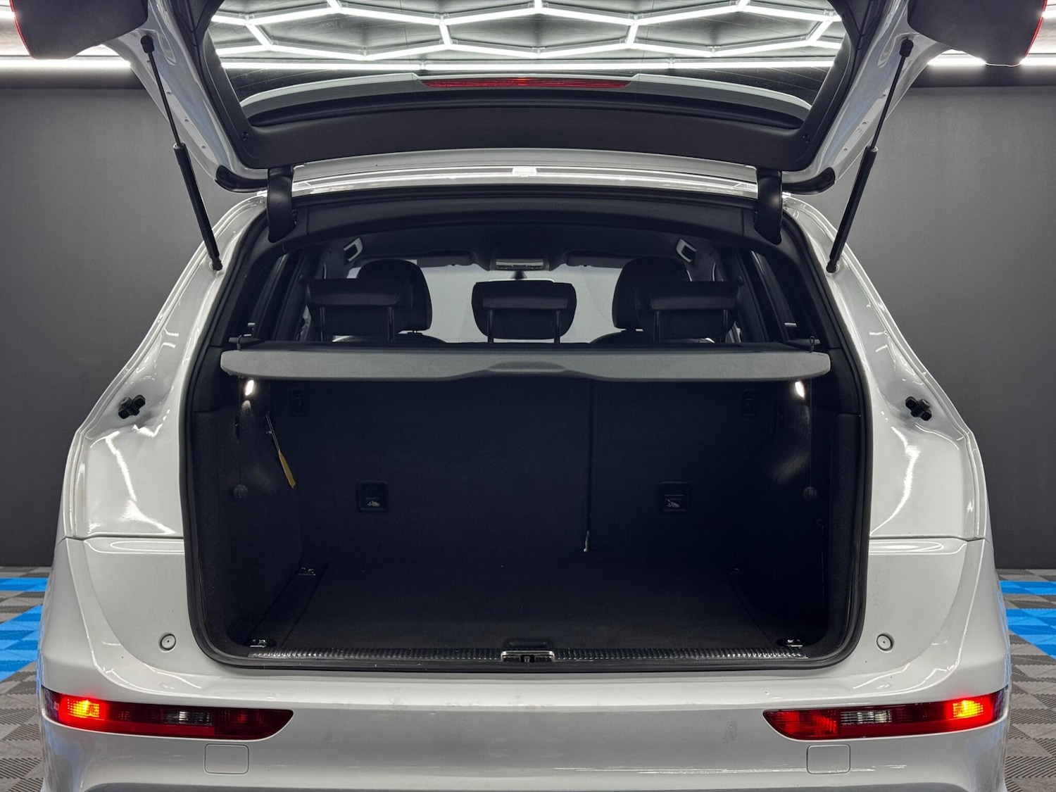 Used Audi Q5 for sale - 76550354: Photo 38