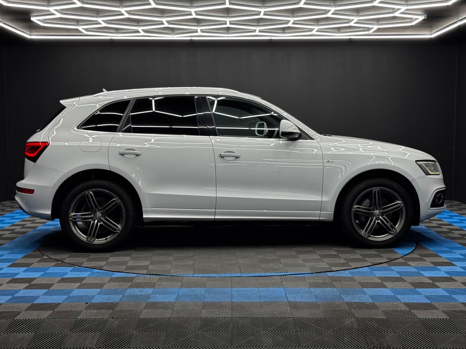 Used Audi Q5 for sale - 76550354: Photo 4