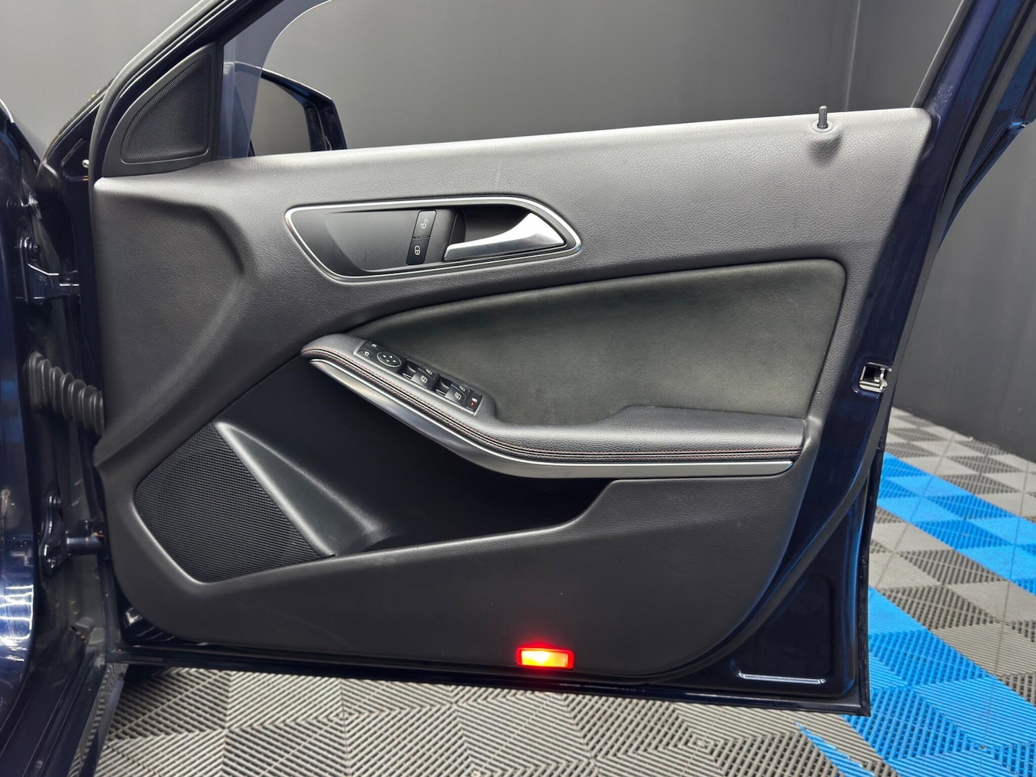 Used Mercedes-Benz A-Class 2018 for sale - 77396096: Photo 37