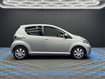 Used Toyota AYGO 2011 for sale - 75657635: Photo