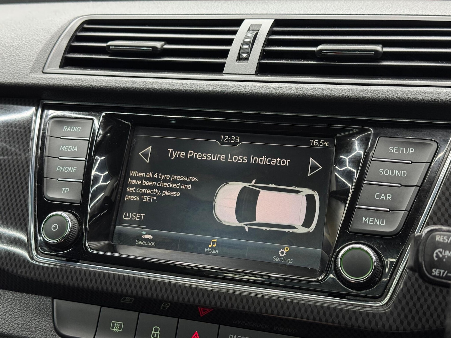 Used Skoda Fabia 2017 for sale - 76666529: Photo 32