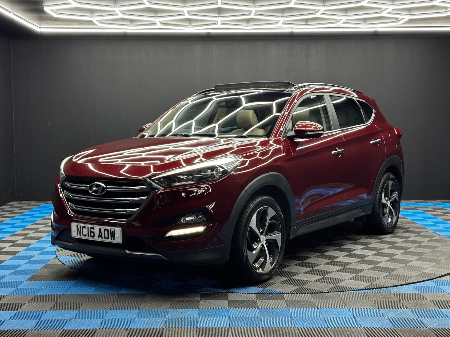 Used Hyundai TUCSON 2016 for sale - 76742758: Photo 3