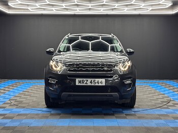 Used Land Rover Discovery Sport 2017 for sale - 77823736: Photo