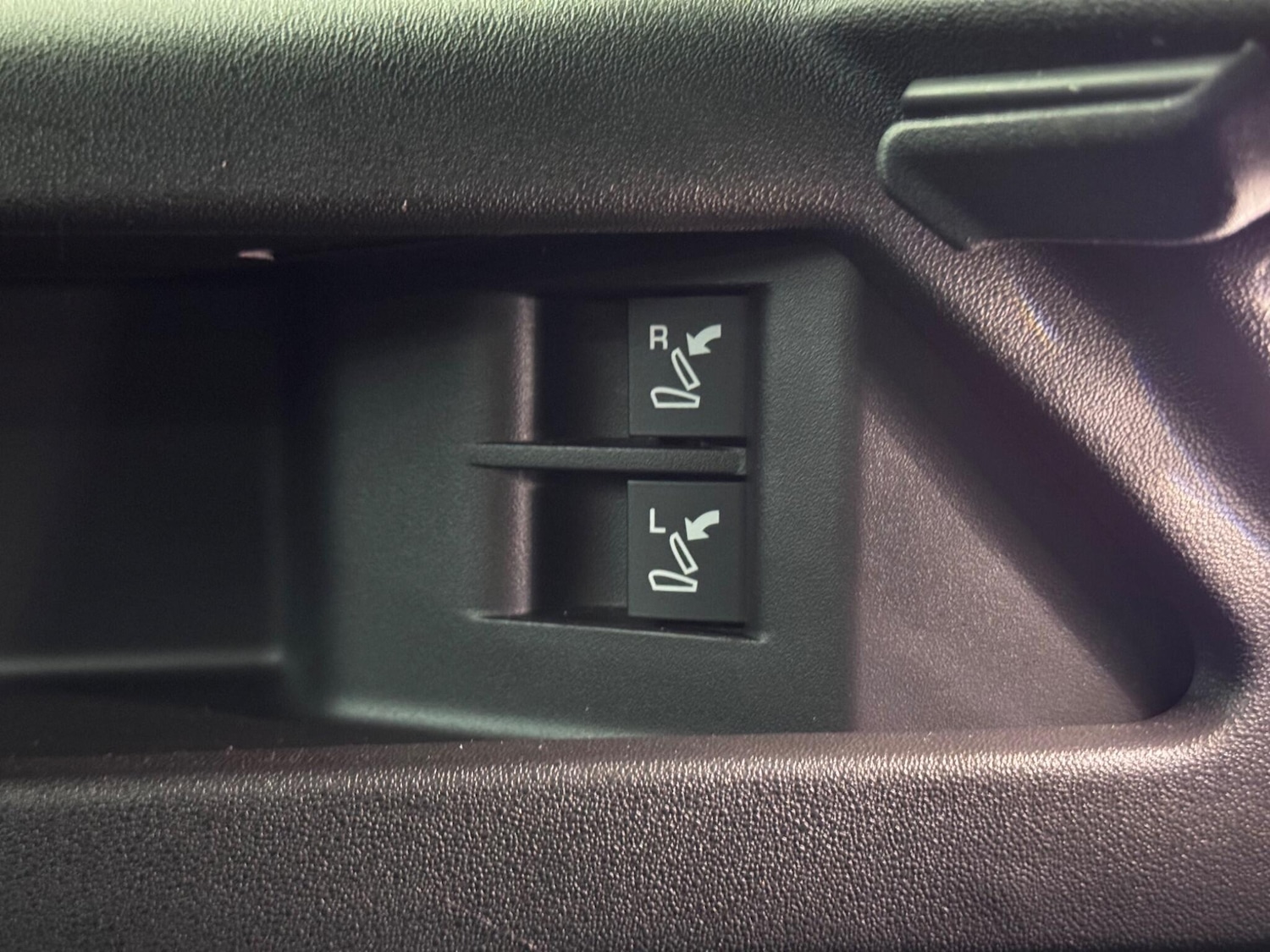 Used Land Rover Discovery Sport for sale - 77823736: Photo 41