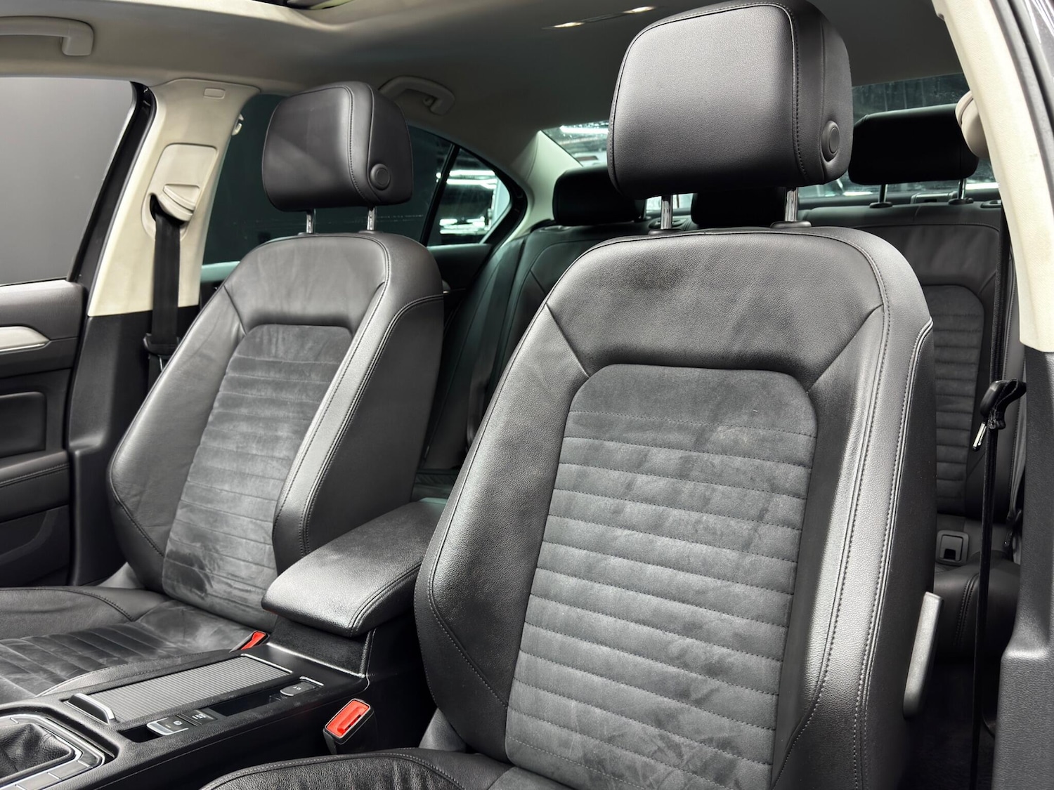 Used Volkswagen Passat 2019 for sale - 76850043: Photo 14