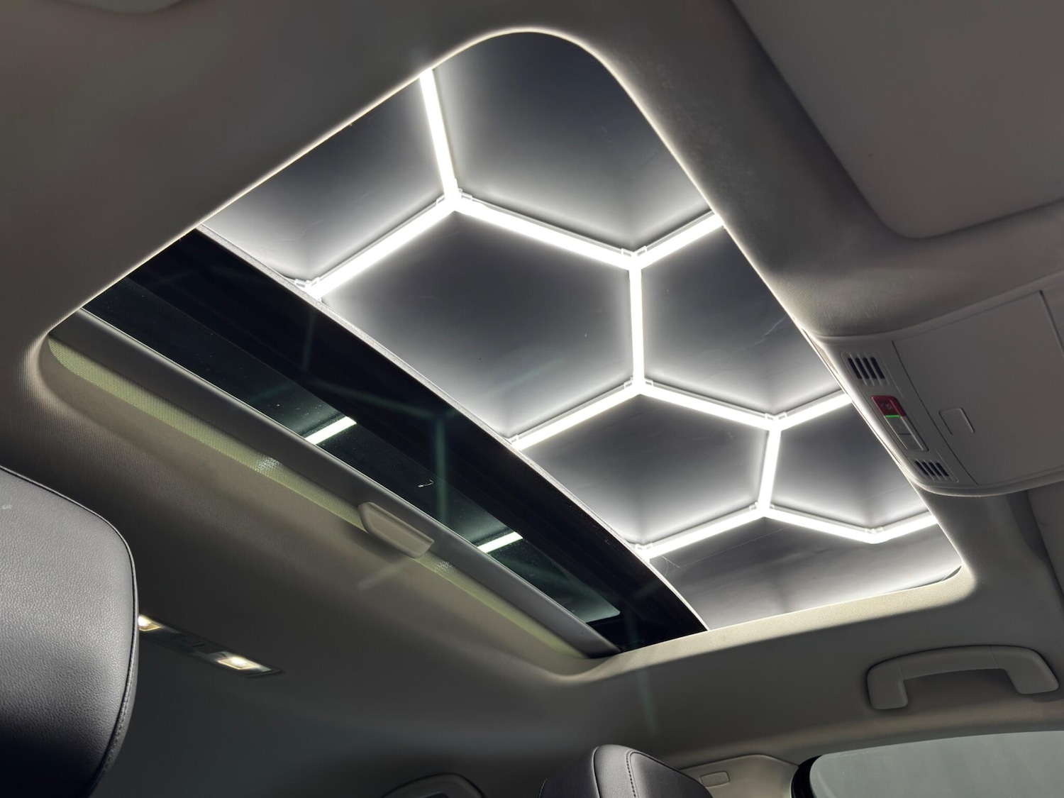 Used Volkswagen Passat 2019 for sale - 76850043: Photo 34