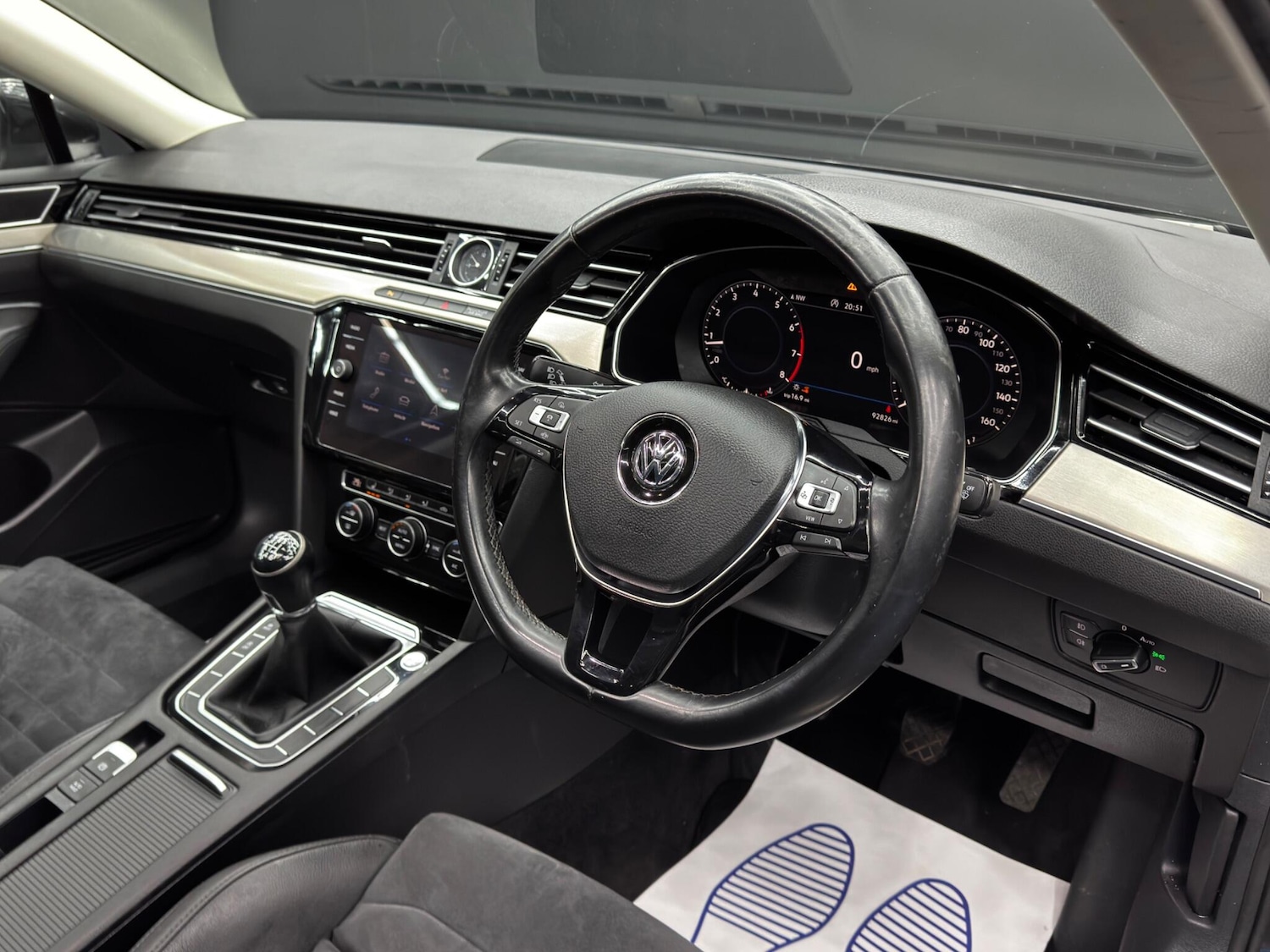 Used Volkswagen Passat 2019 for sale - 76850043: Photo 9