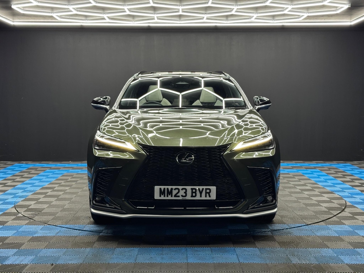 Used Lexus NX 2023 for sale - 78127455: Photo 2