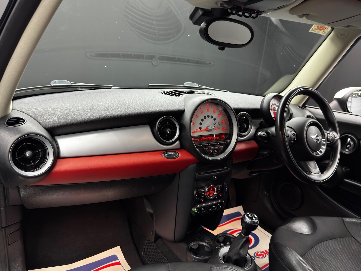 Used MINI Hatch 2011 for sale - 76965328: Photo 11