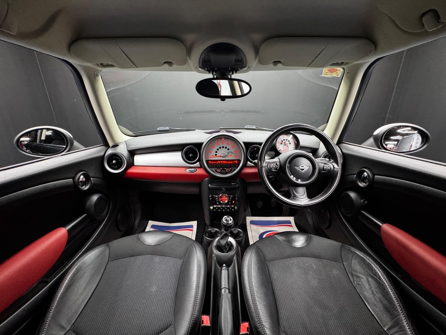 Used MINI Hatch 2011 for sale - 76965328: Photo 16