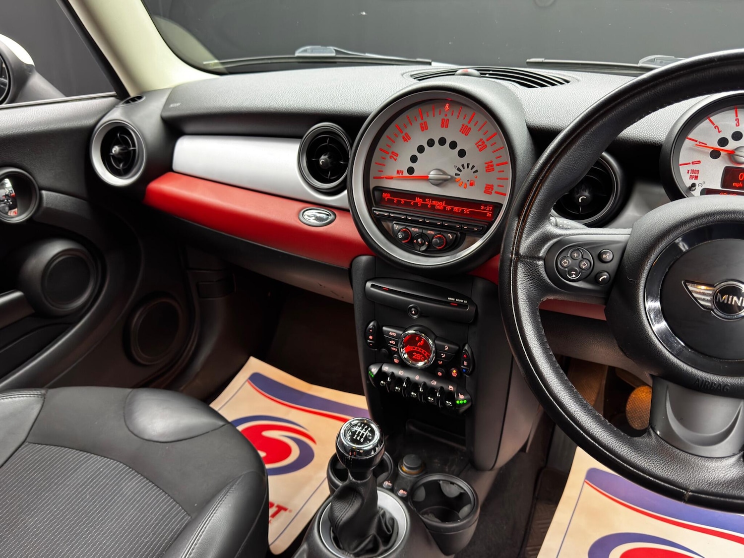 Used MINI Hatch 2011 for sale - 76965328: Photo 22