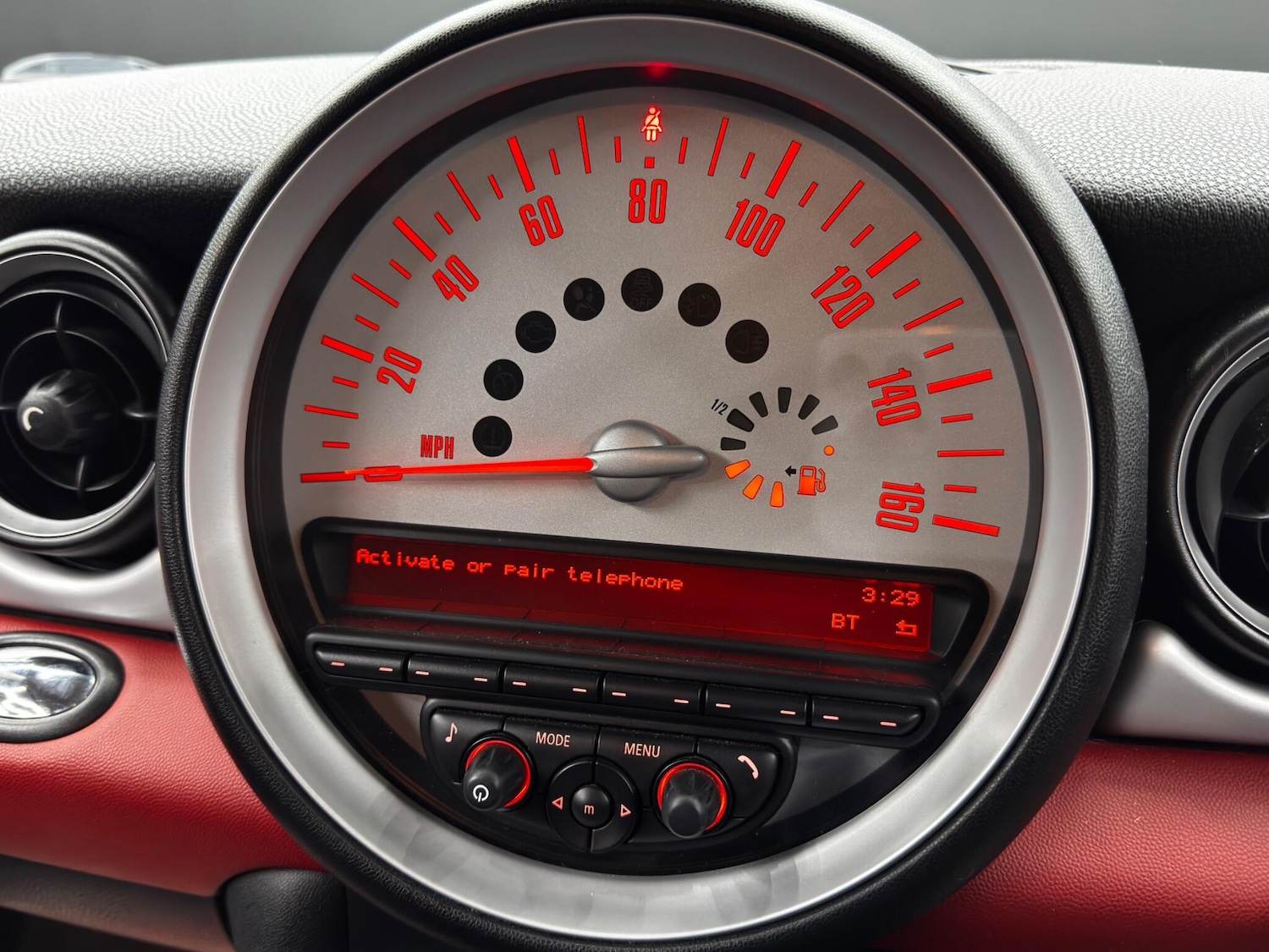 Used MINI Hatch 2011 for sale - 76965328: Photo 28