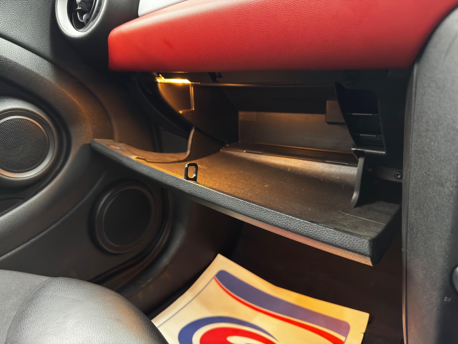 Used MINI Hatch 2011 for sale - 76965328: Photo 30