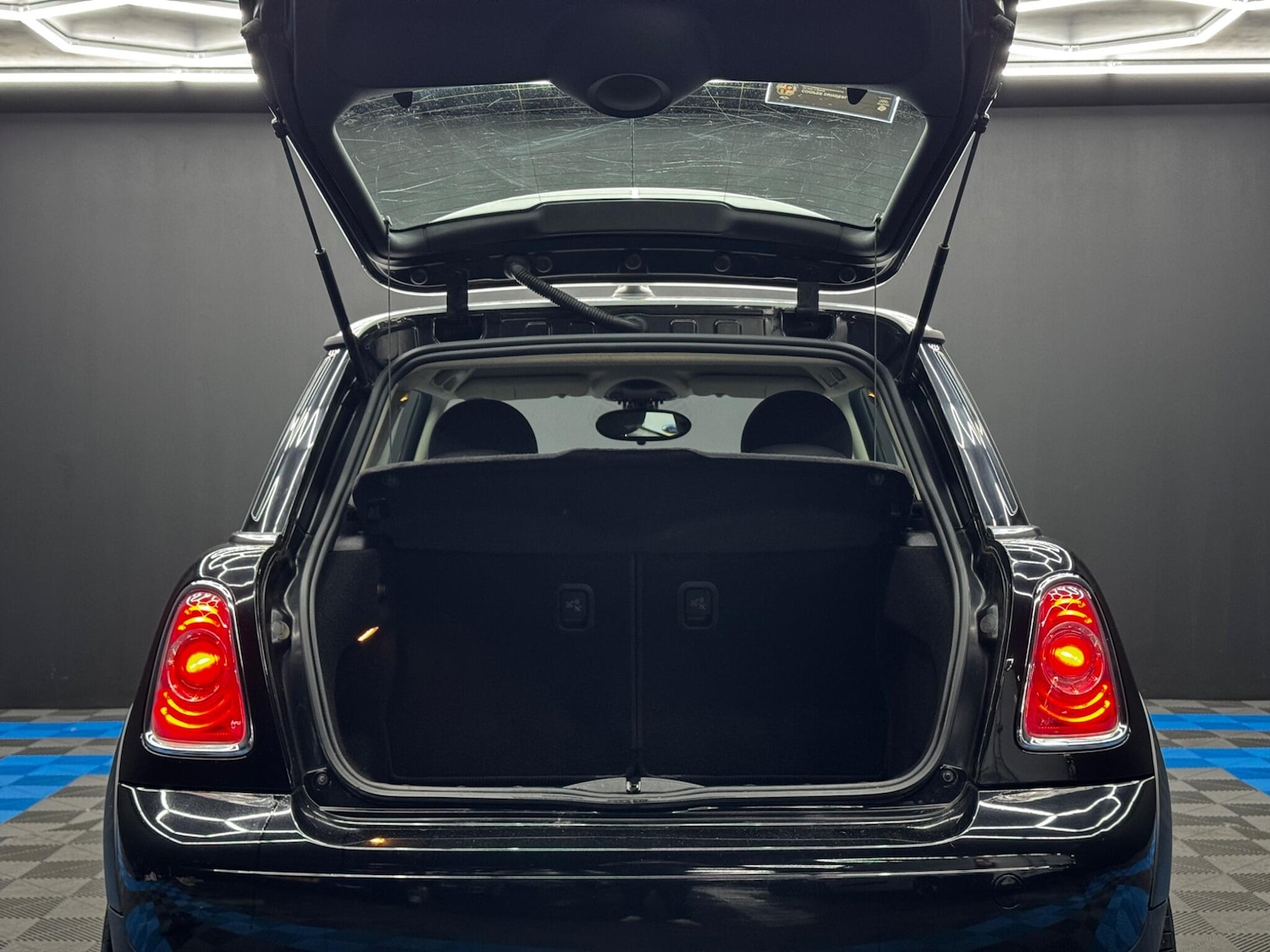 Used MINI Hatch 2011 for sale - 76965328: Photo 31