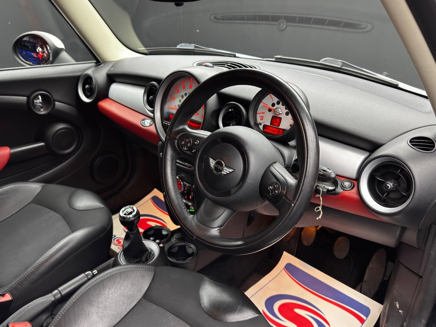 Used MINI Hatch 2011 for sale - 76965328: Photo 9