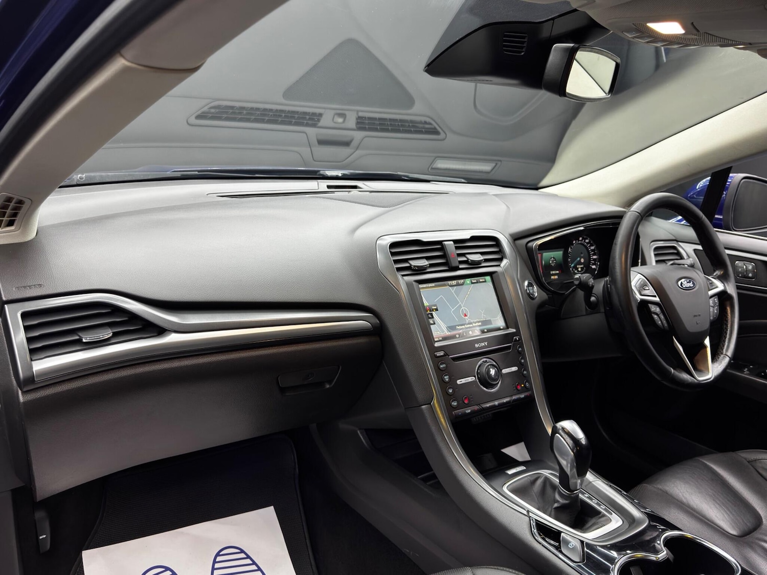 Used Ford Mondeo 2015 for sale - 76408930: Photo 11