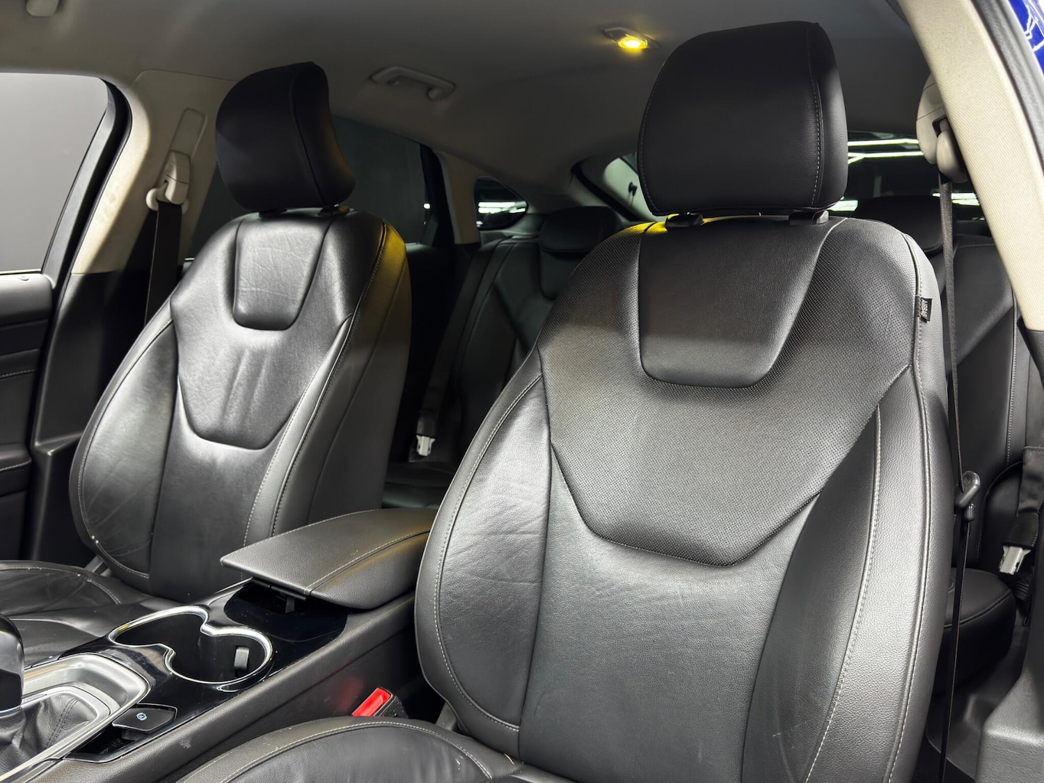 Used Ford Mondeo 2015 for sale - 76408930: Photo 14