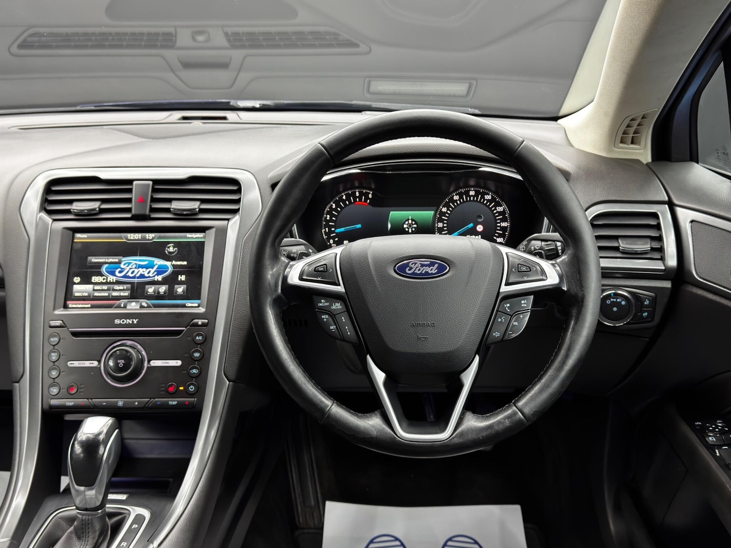 Used Ford Mondeo 2015 for sale - 76408930: Photo 18