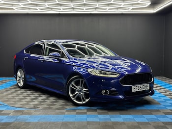 2015 (65) - 2.0 TDCi 210 Titanium 5dr Powershift