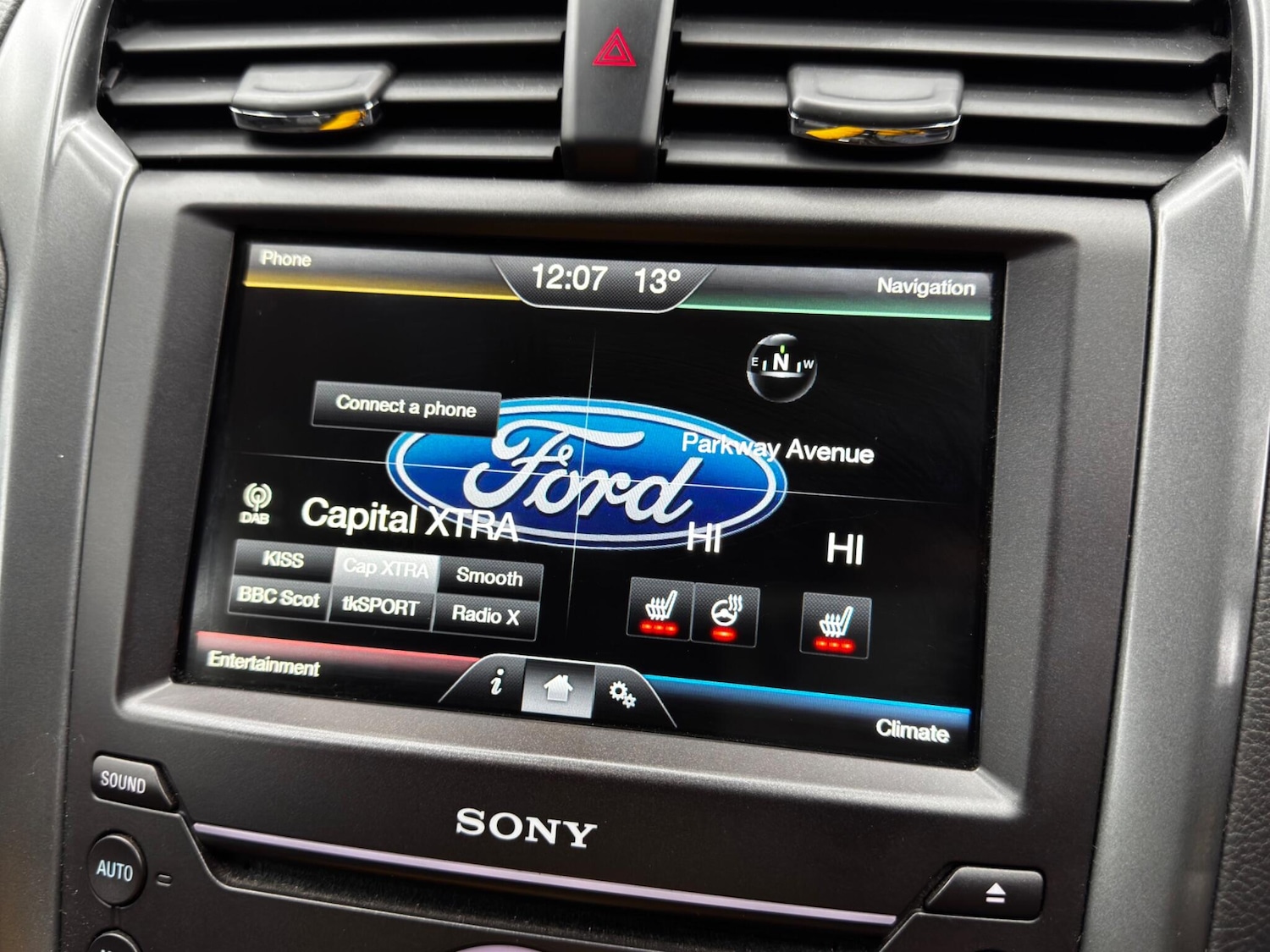 Used Ford Mondeo 2015 for sale - 76408930: Photo 28