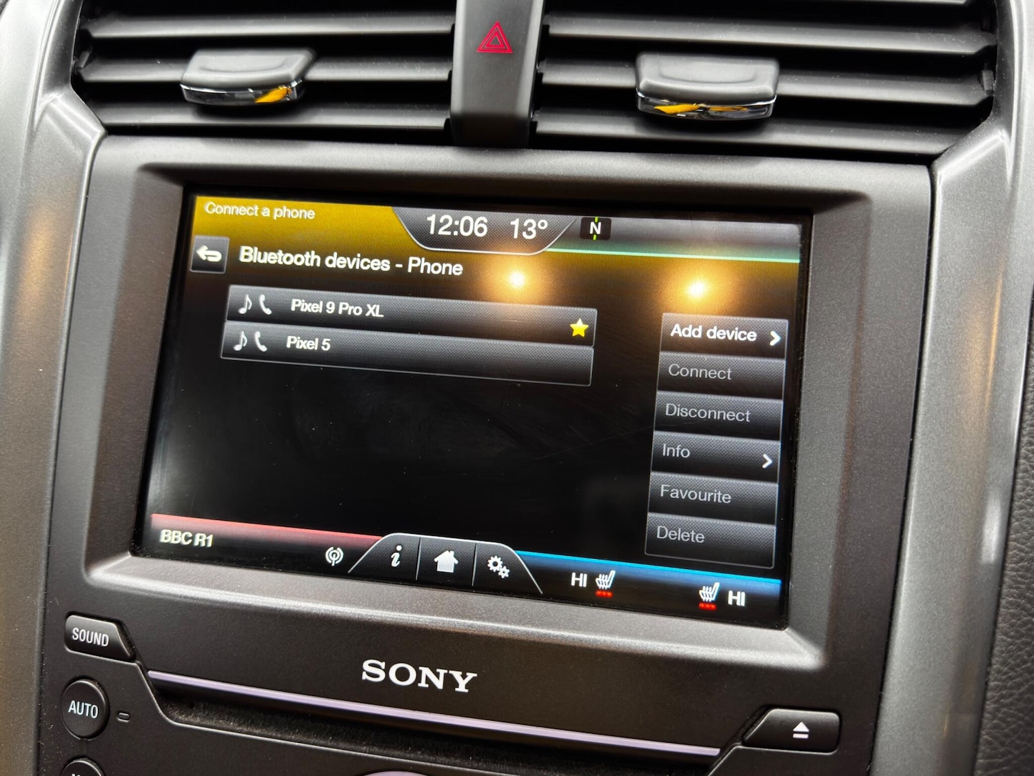 Used Ford Mondeo 2015 for sale - 76408930: Photo 29